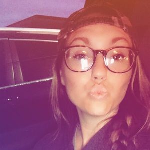 Meet your Posher, Tamara